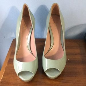 Gucci size 38. Purchased at Gucci in LA. Gently used. List price or best offer